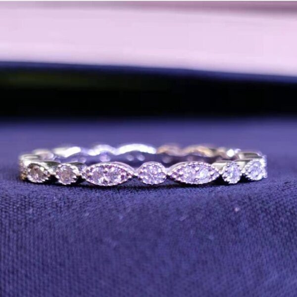 Anillo Fino de Plata de Ley 925 y Moissanita para Mujer