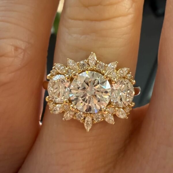 Set de anillos de moissanita redonda de 2CT en plata de ley S925 (925), joyería fina con baño en oro de 18k, ideal para regalo de cumpleaños